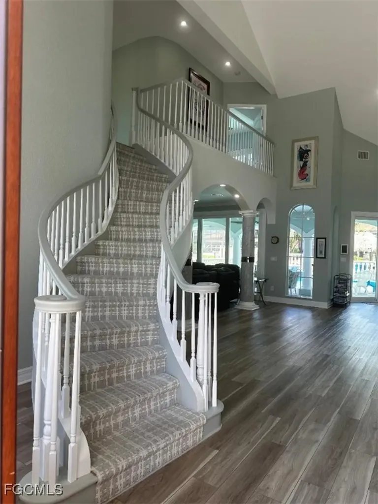 5318 Bayside Court Cape Coral FL 33904