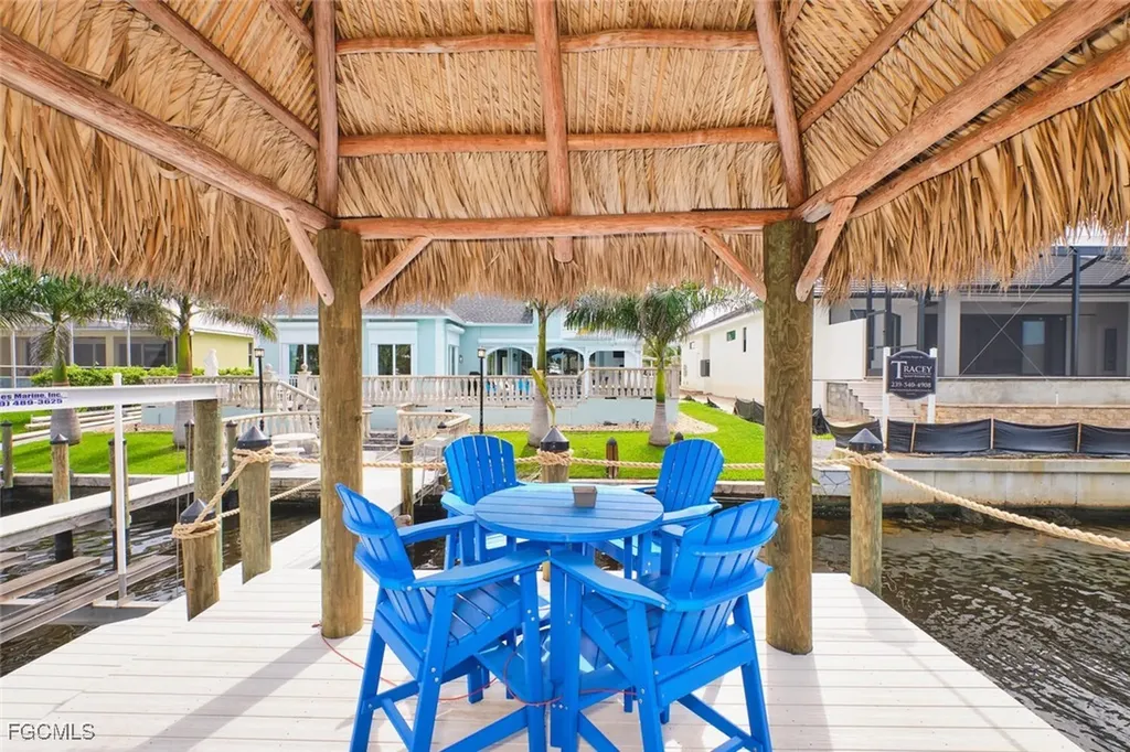 5318 Bayside Court Cape Coral FL 33904