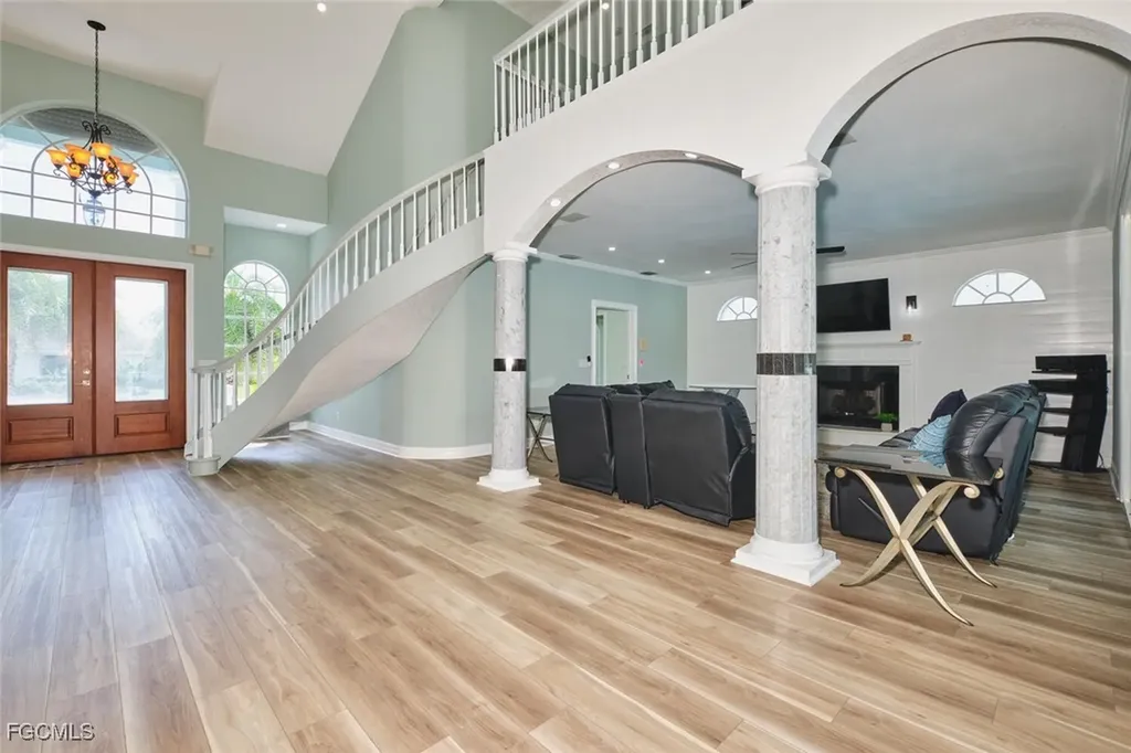 5318 Bayside Court Cape Coral FL 33904