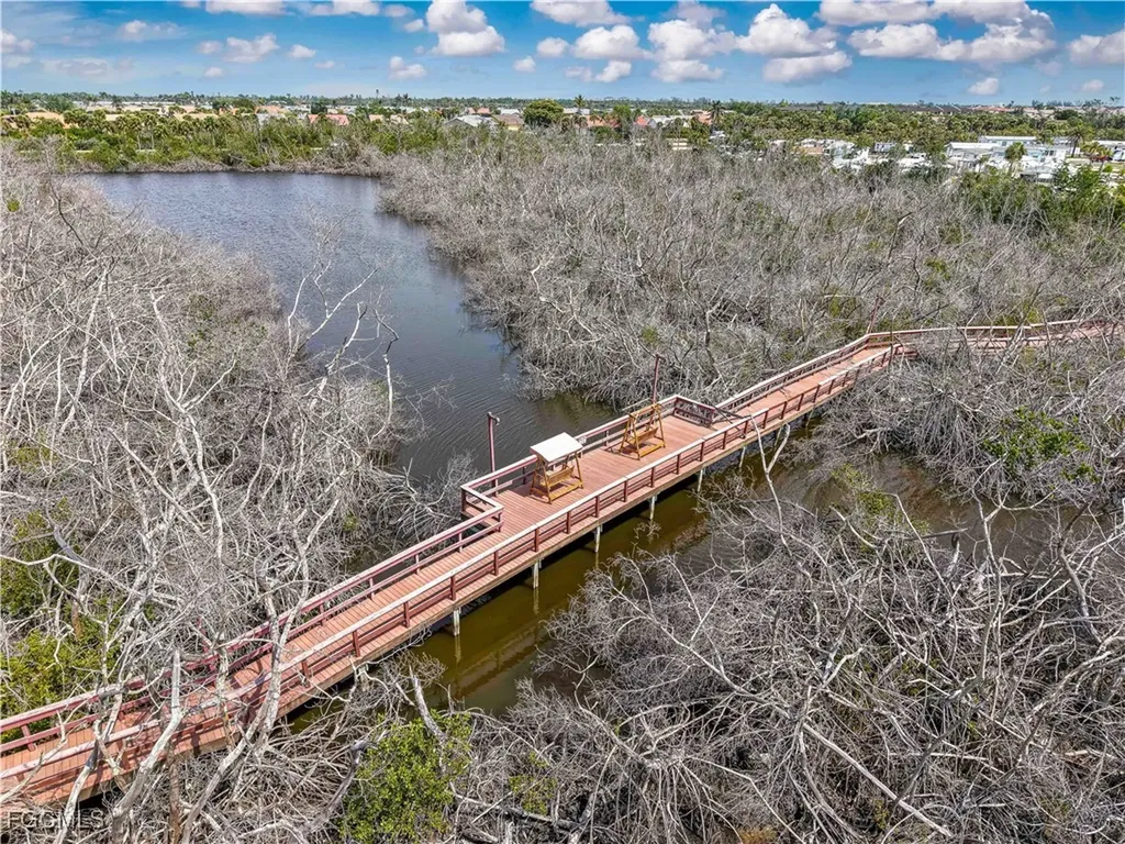 19681 Summerlin 563k Road Fort Myers FL 33908