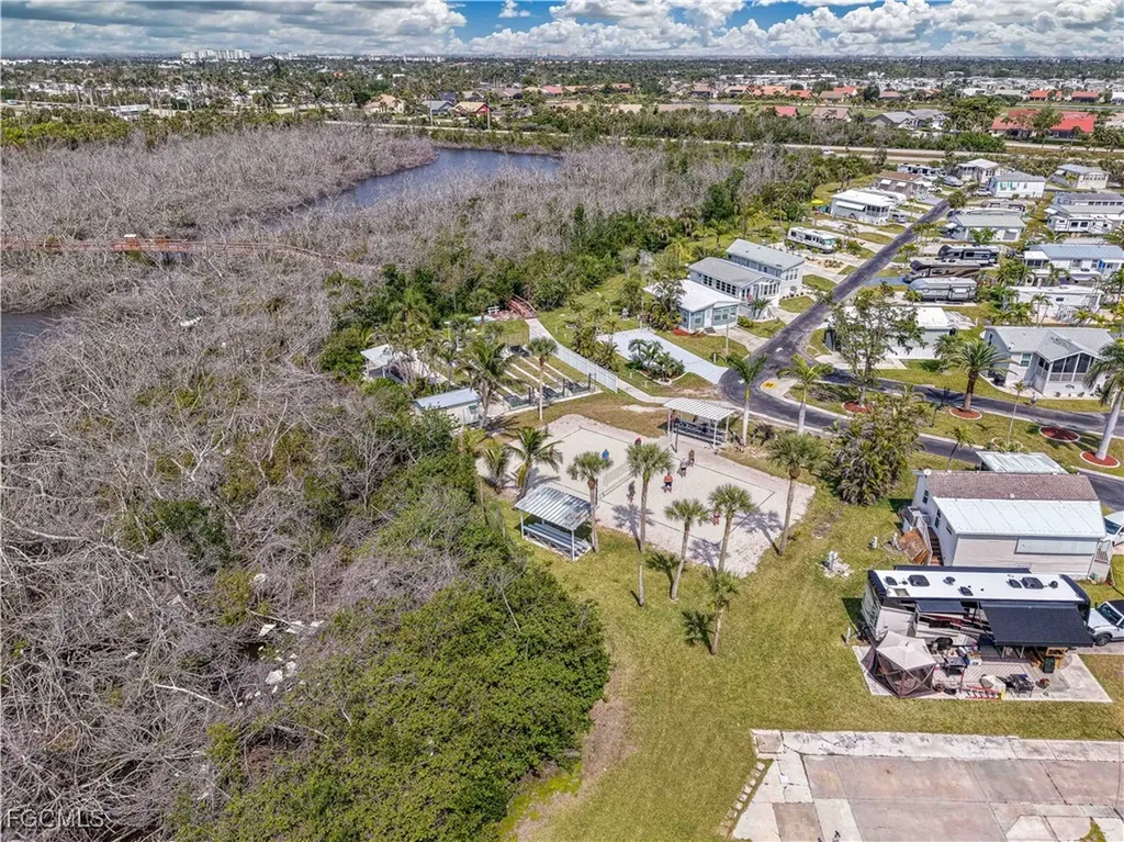 19681 Summerlin 563k Road Fort Myers FL 33908