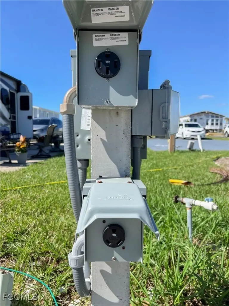 19681 Summerlin 563k Road Fort Myers FL 33908