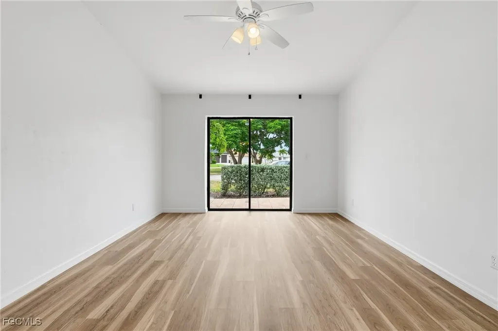 5117 SW 15th Place Cape Coral FL 33914