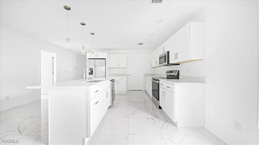 3216 Jeffcott Street Fort Myers FL 33916