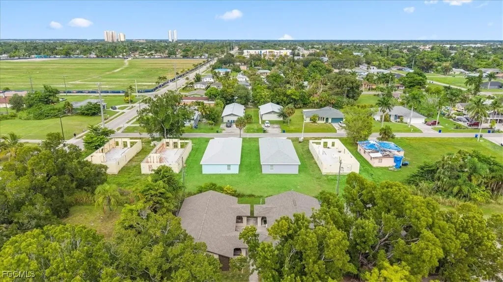 3212 Jeffcott Street Fort Myers FL 33916