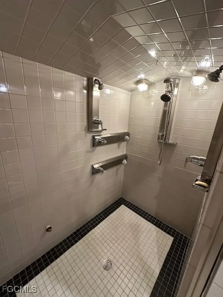 28053 Sunset Drive Bonita Springs FL 34134