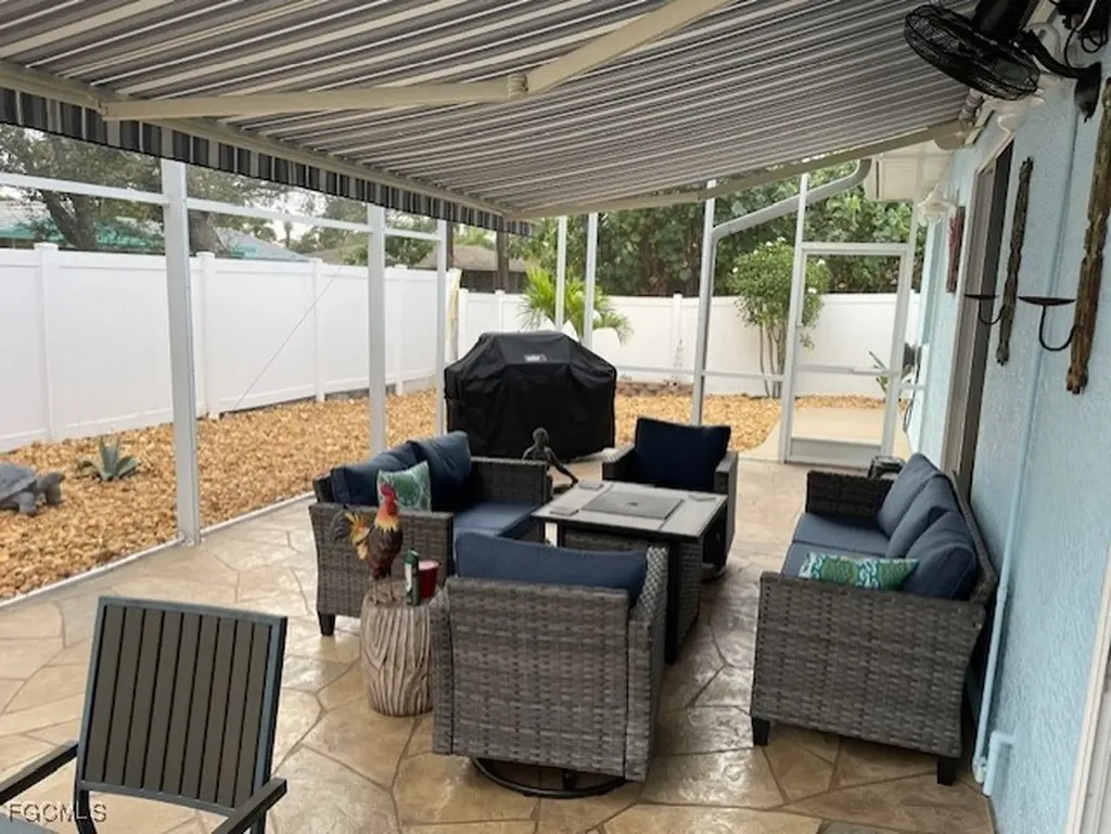 28053 Sunset Drive Bonita Springs FL 34134