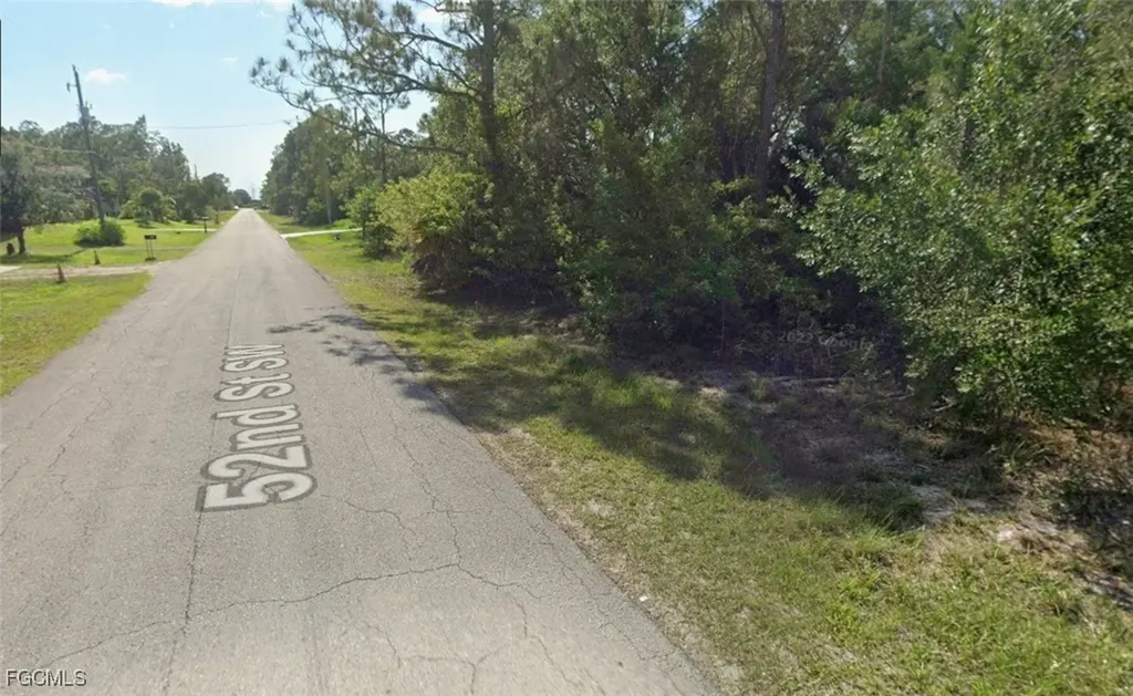 2802 53rd Street SW Lehigh Acres FL 33976