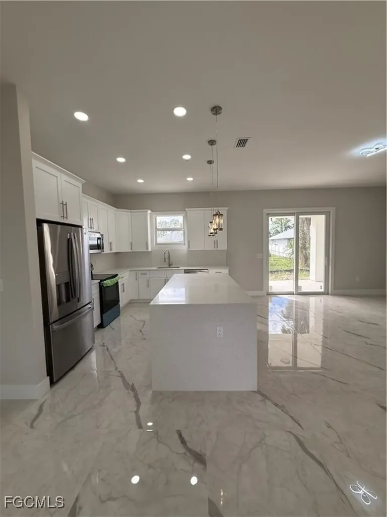 2715 10th Street W Lehigh Acres FL 33971