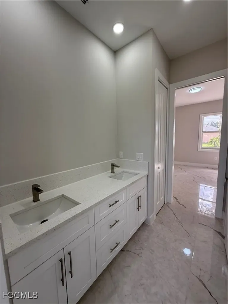 2715 10th Street W Lehigh Acres FL 33971