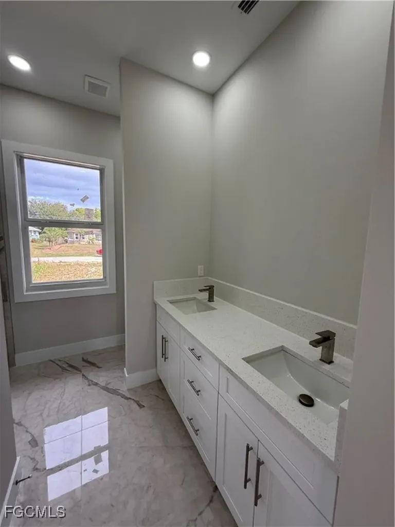 2715 10th Street W Lehigh Acres FL 33971