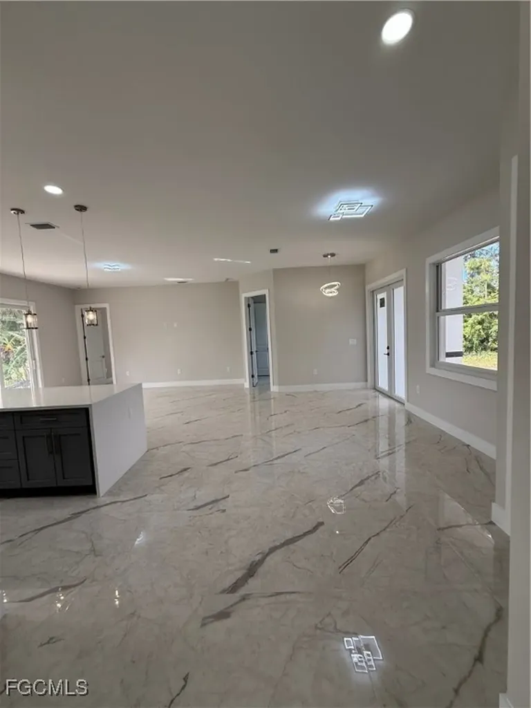 2715 10th Street W Lehigh Acres FL 33971