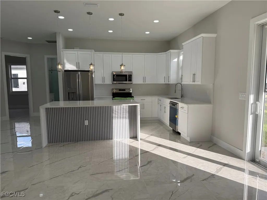 2715 10th Street W Lehigh Acres FL 33971