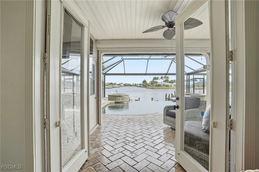 5301 SW 27th Avenue Cape Coral FL 33914