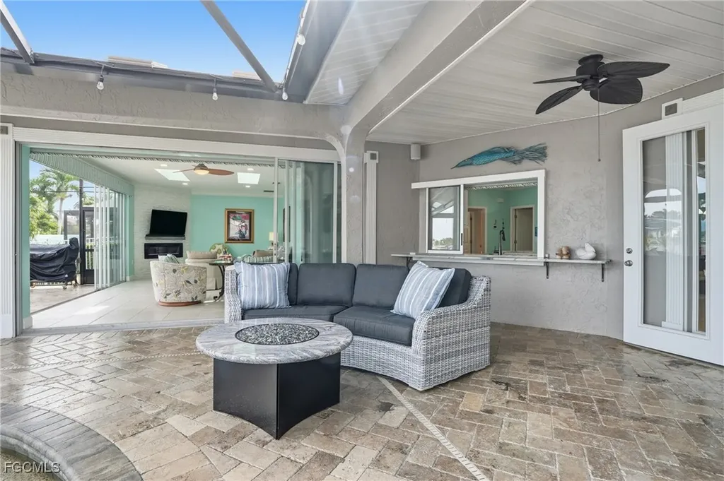 5301 SW 27th Avenue Cape Coral FL 33914