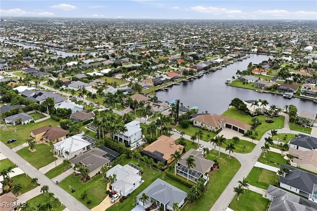 5301 SW 27th Avenue Cape Coral FL 33914