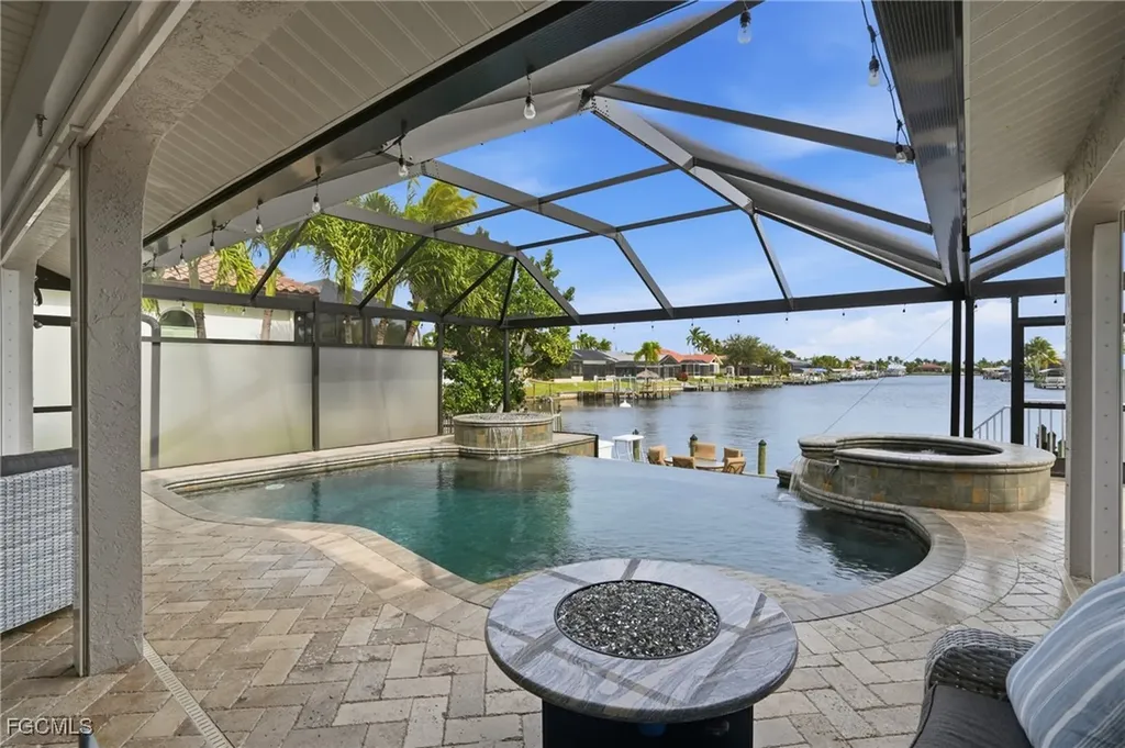 5301 SW 27th Avenue Cape Coral FL 33914