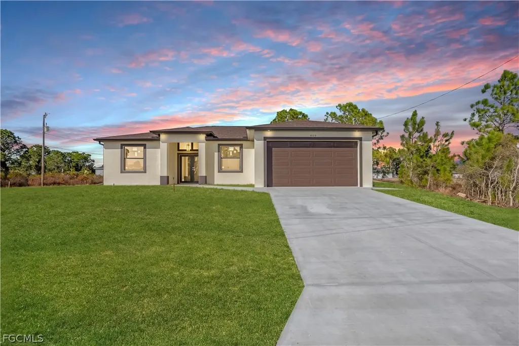 809 Vance Street E Lehigh Acres FL 33974