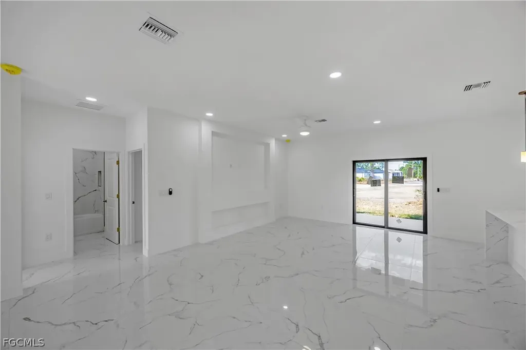 809 Vance Street E Lehigh Acres FL 33974