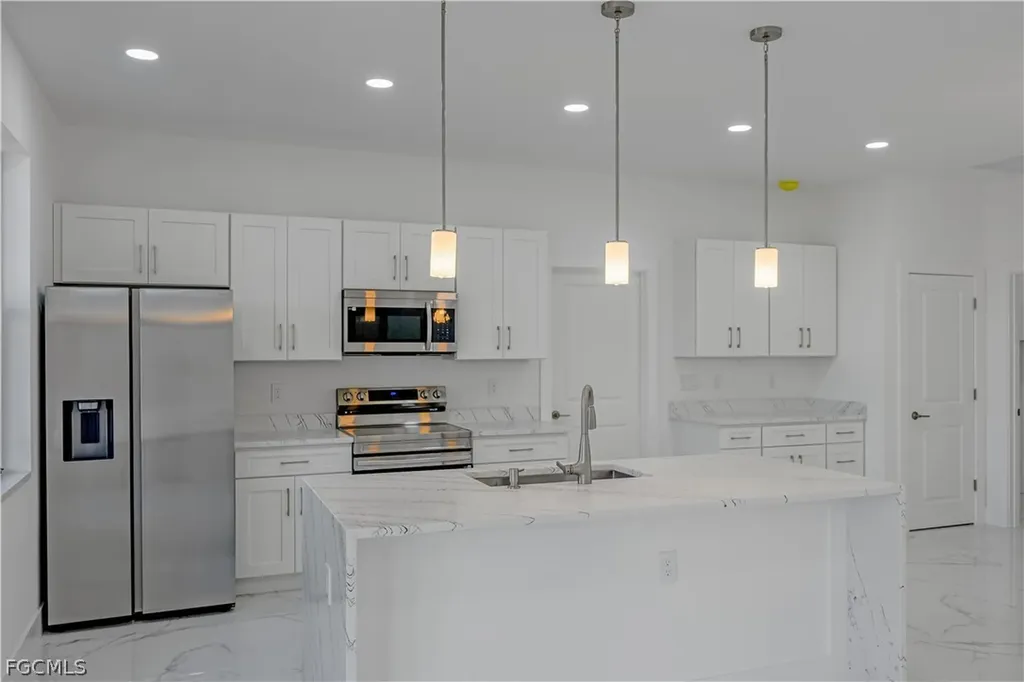 809 Vance Street E Lehigh Acres FL 33974