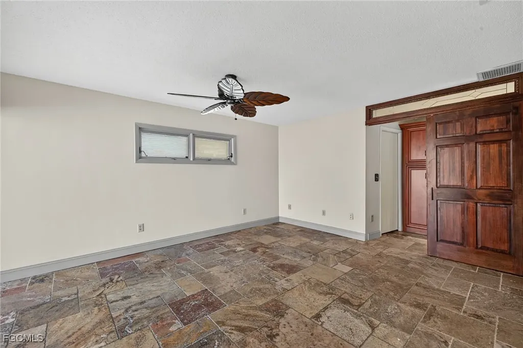 1921 SE 36th Street Cape Coral FL 33904