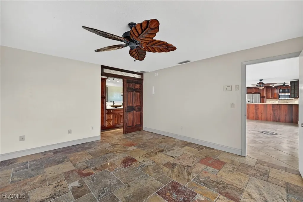 1921 SE 36th Street Cape Coral FL 33904