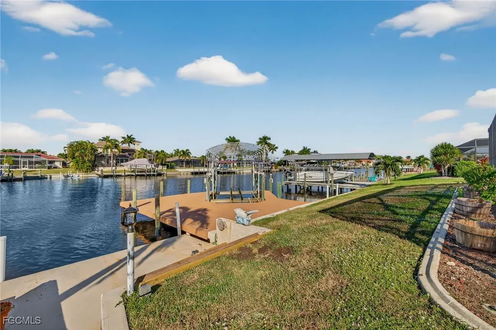 1921 SE 36th Street Cape Coral FL 33904