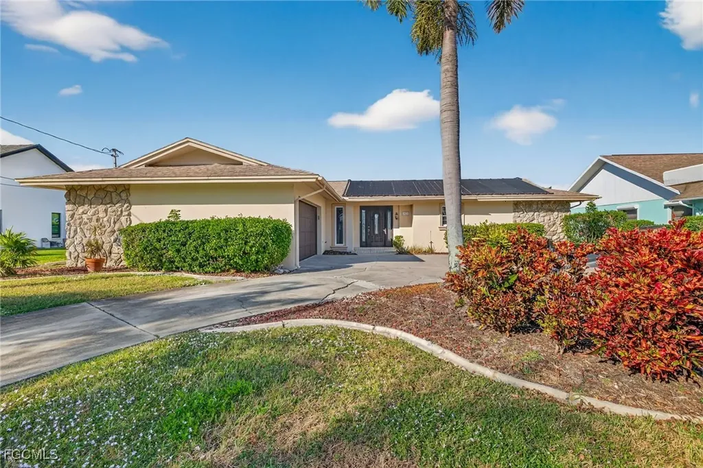 1921 SE 36th Street Cape Coral FL 33904
