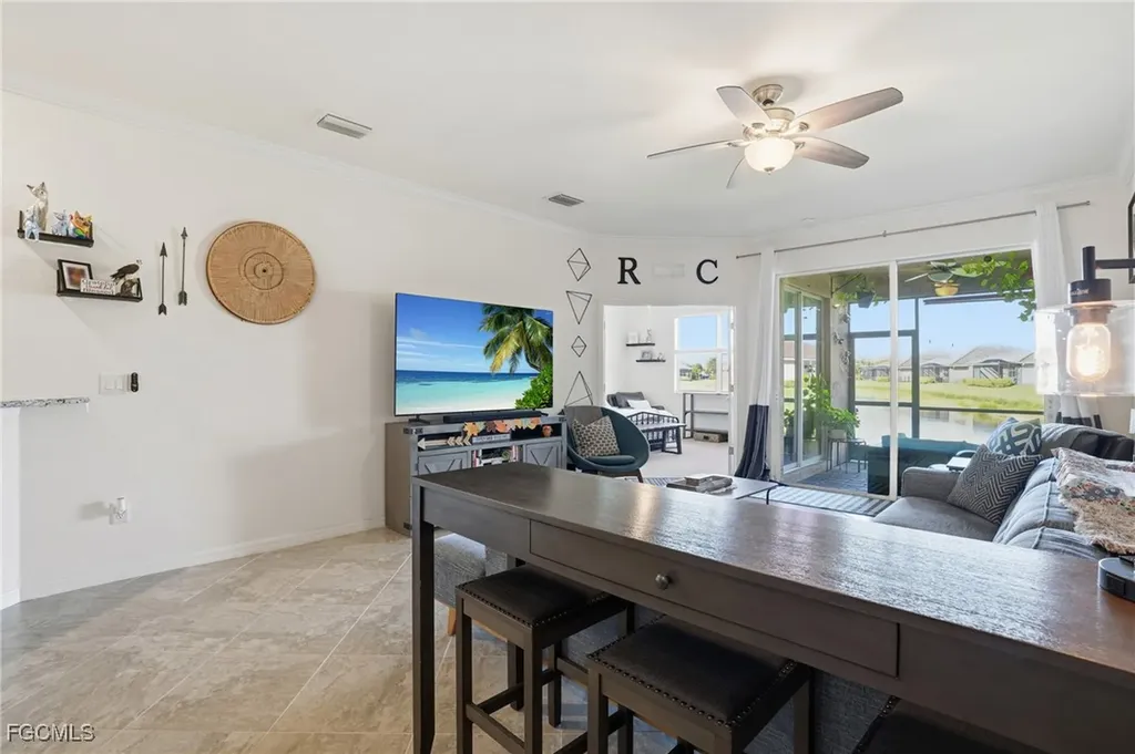 2009 Tamarron Lane Naples FL 34120