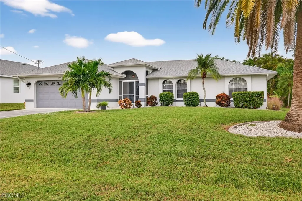 2919 SW 25th Street Cape Coral FL 33914