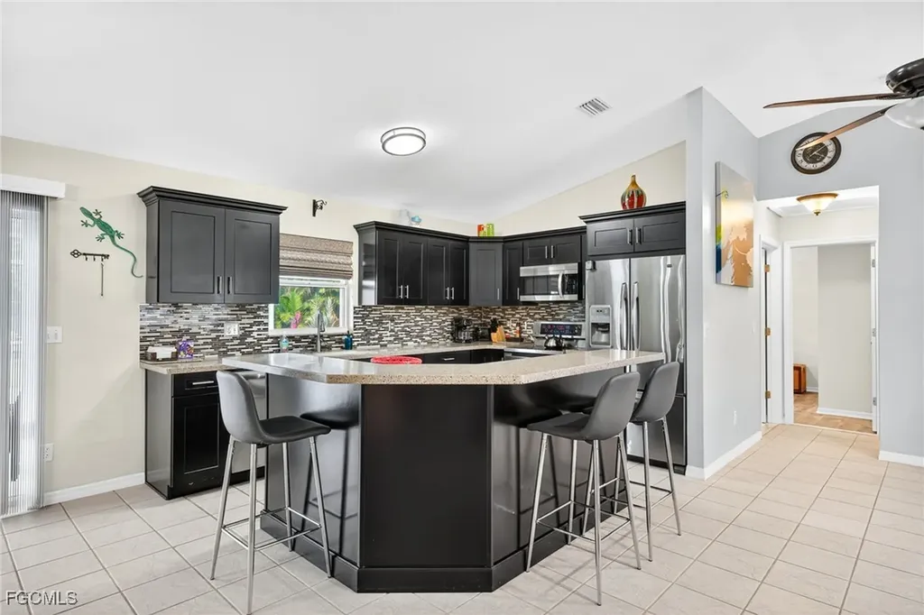 2919 SW 25th Street Cape Coral FL 33914