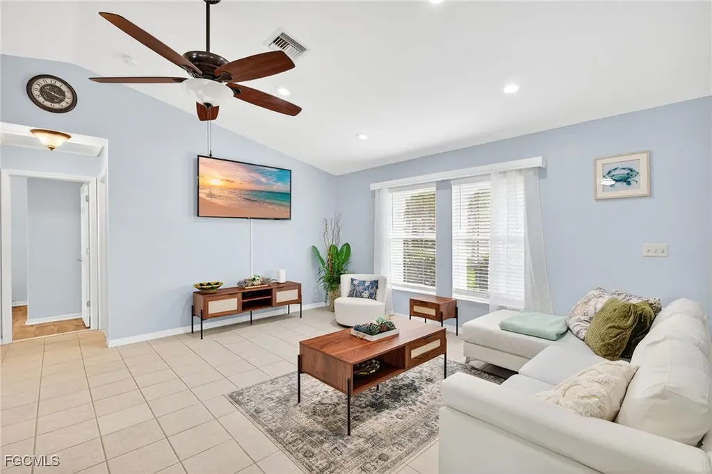 2919 SW 25th Street Cape Coral FL 33914