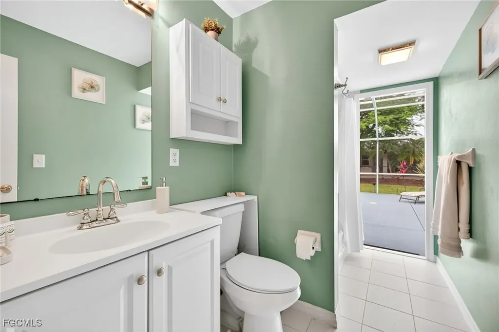 2919 SW 25th Street Cape Coral FL 33914