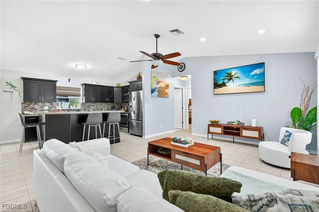 2919 SW 25th Street Cape Coral FL 33914