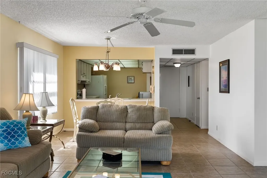 1087 Forest Lakes Drive Naples FL 34105