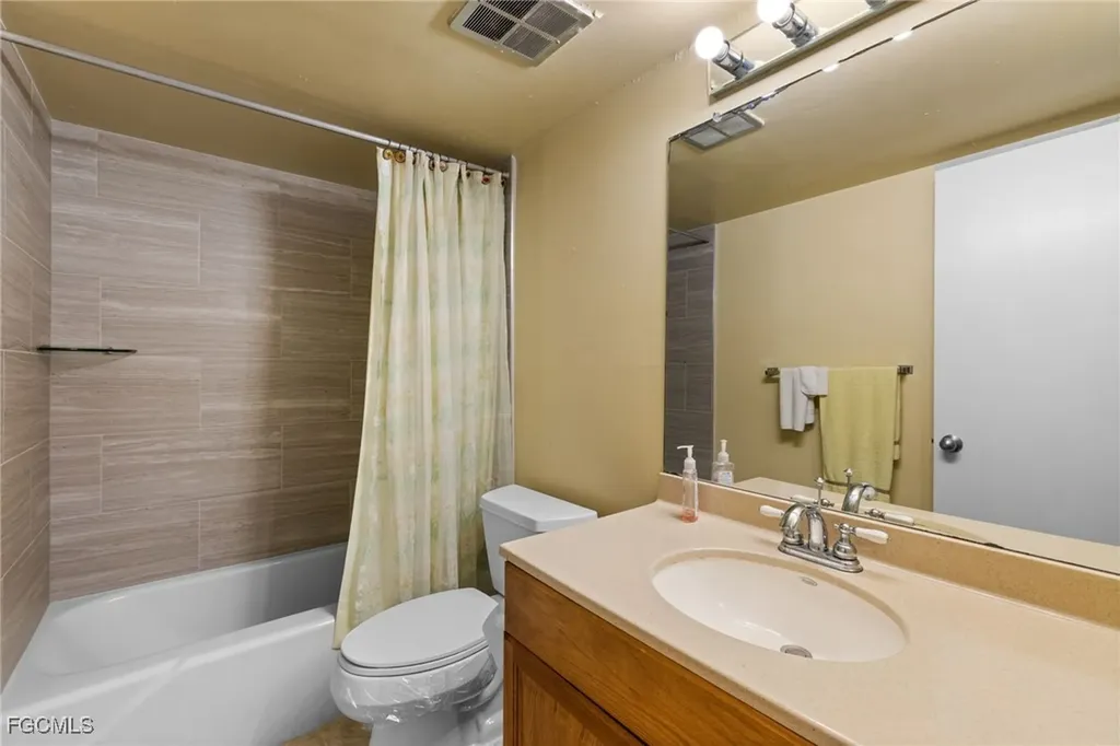 1087 Forest Lakes Drive Naples FL 34105