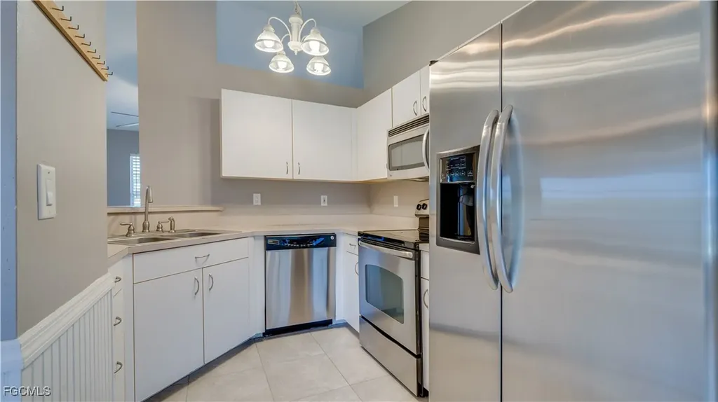 2931 SW 4th Place Cape Coral FL 33914