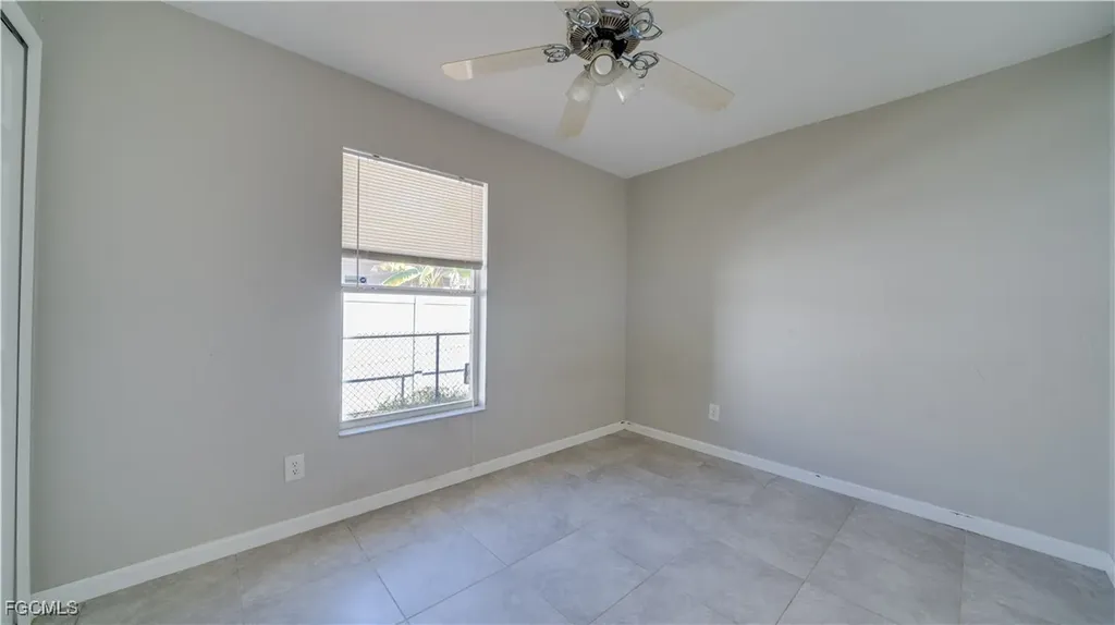2931 SW 4th Place Cape Coral FL 33914