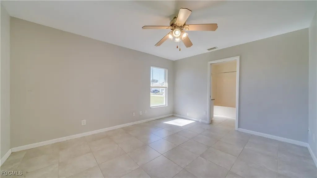 2931 SW 4th Place Cape Coral FL 33914