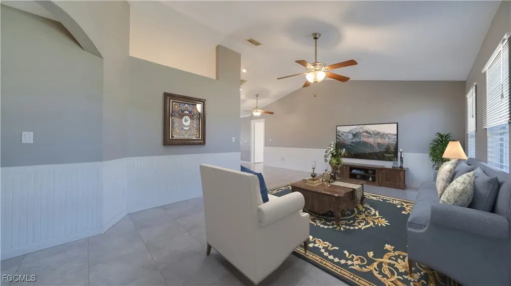 2931 SW 4th Place Cape Coral FL 33914