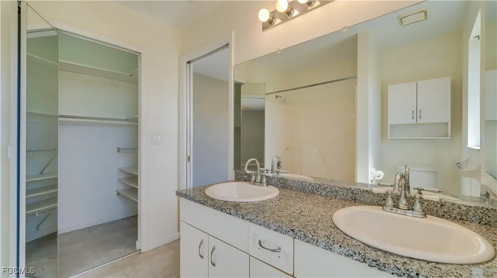 2931 SW 4th Place Cape Coral FL 33914