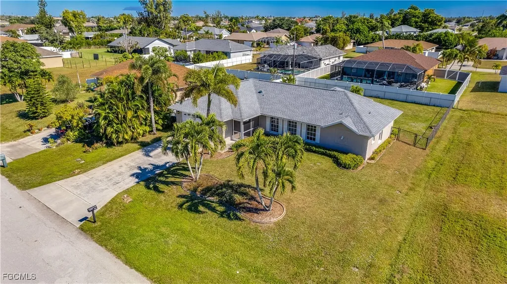 2931 SW 4th Place Cape Coral FL 33914