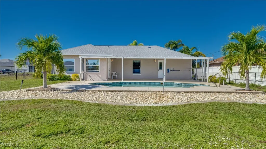 2931 SW 4th Place Cape Coral FL 33914