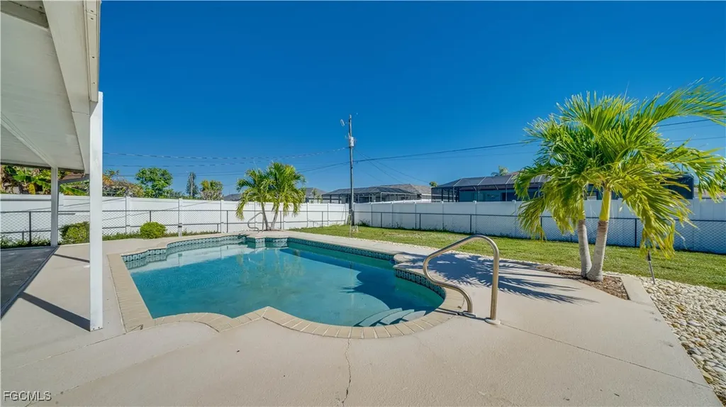 2931 SW 4th Place Cape Coral FL 33914