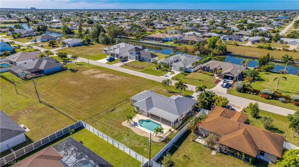2931 SW 4th Place Cape Coral FL 33914