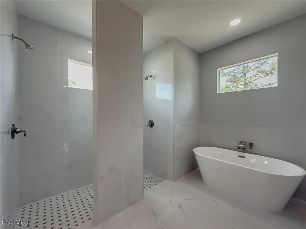 6137 Higgins Avenue Fort Myers FL 33905