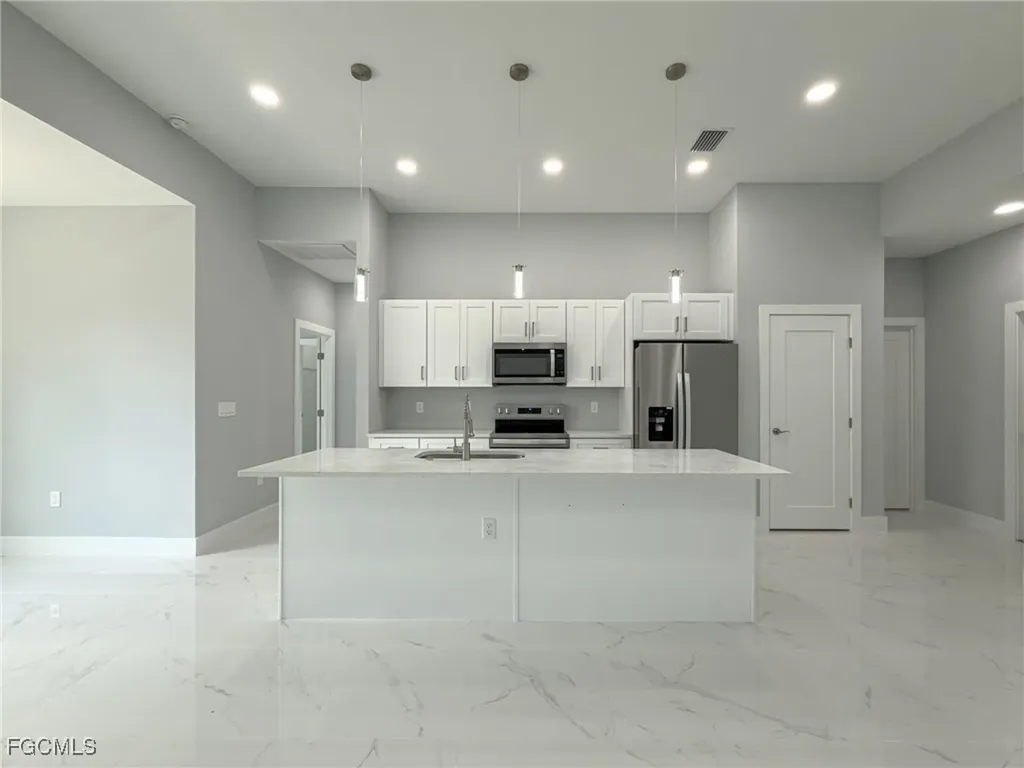 6137 Higgins Avenue Fort Myers FL 33905