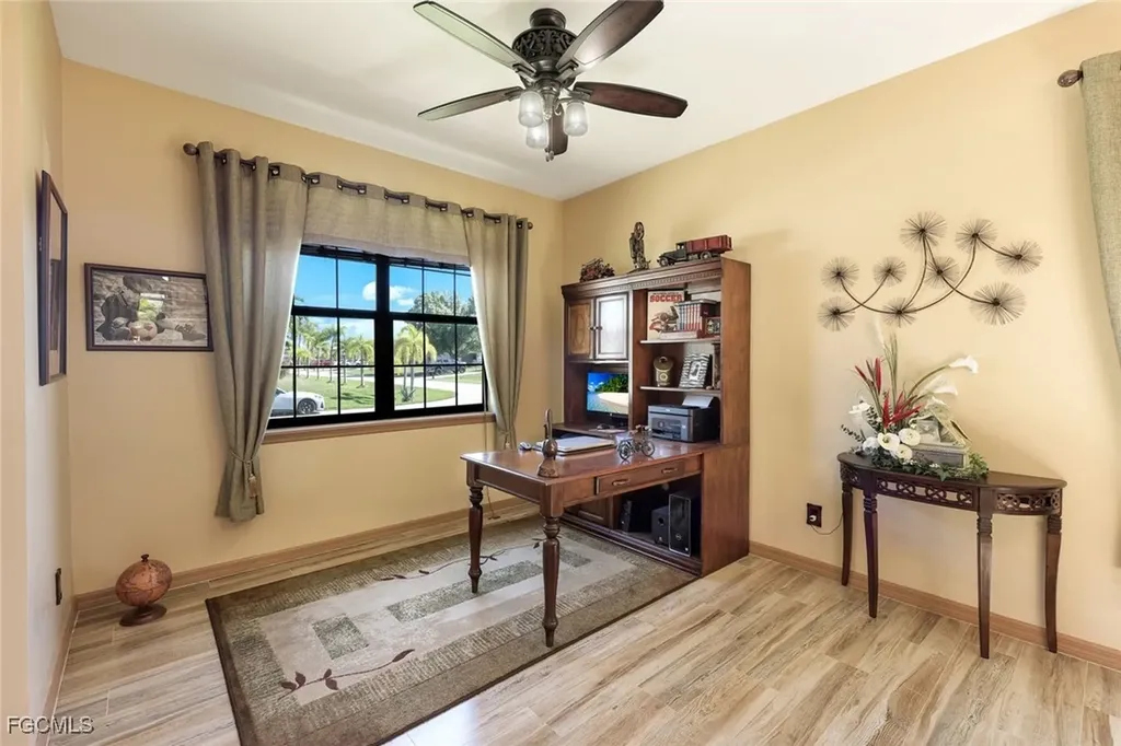 3014 SW 9th Place Cape Coral FL 33914
