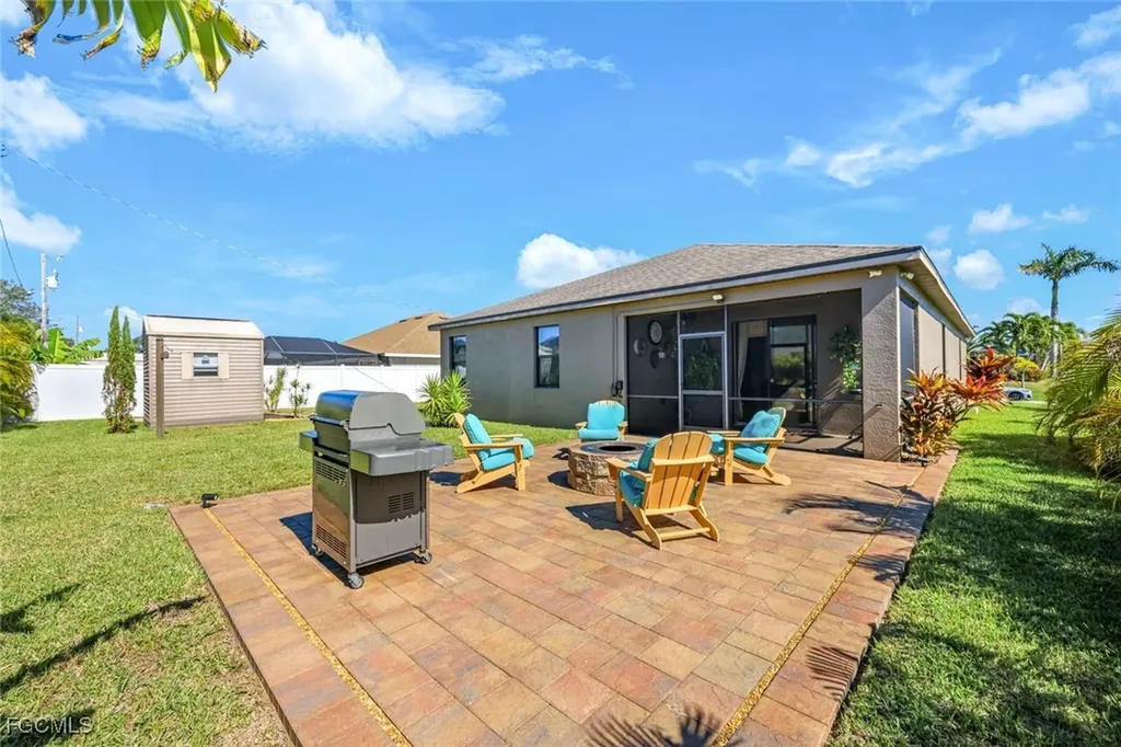 3014 SW 9th Place Cape Coral FL 33914