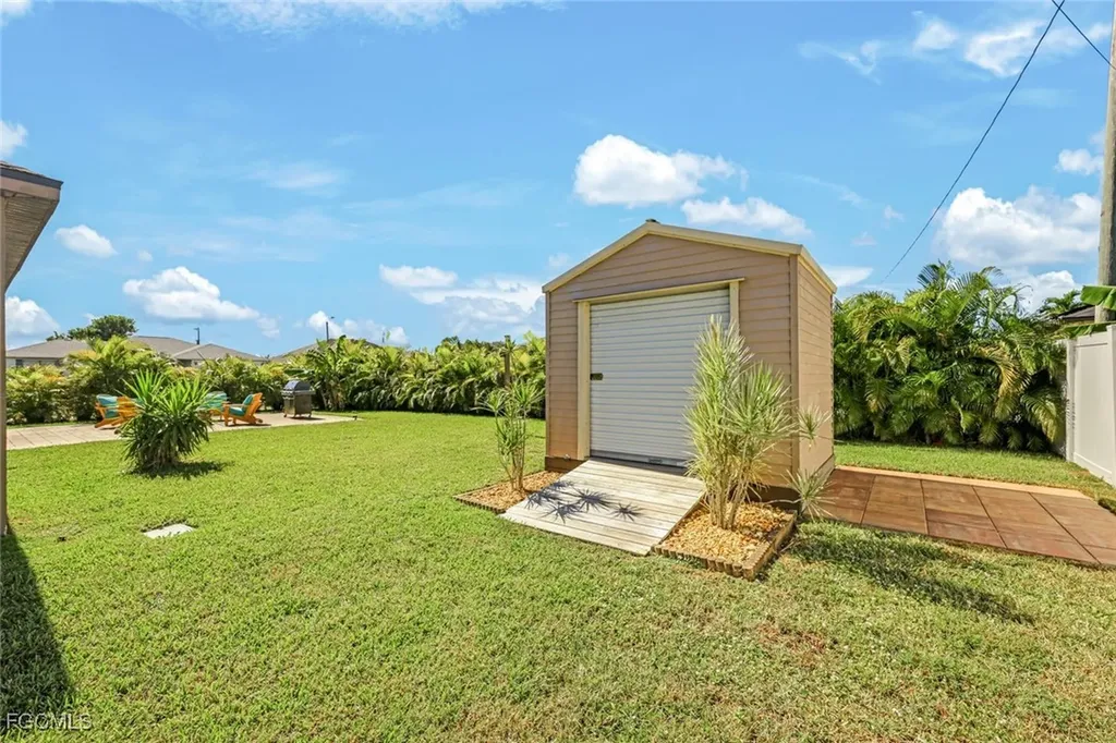 3014 SW 9th Place Cape Coral FL 33914